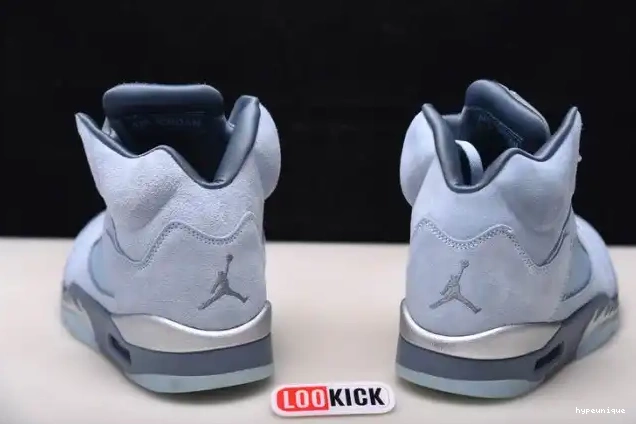 HYPE Retro DD9336-400 (W) Bluebird Jordan 5 Air 0624